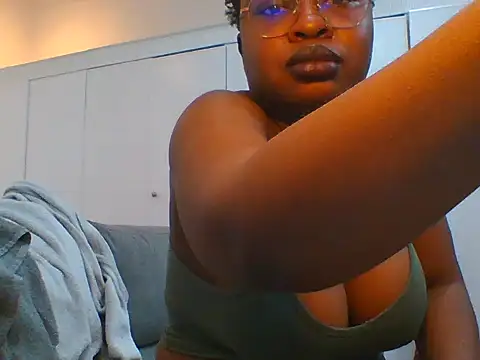 TwerkingTemptress online show from 05/06/26, 08:36