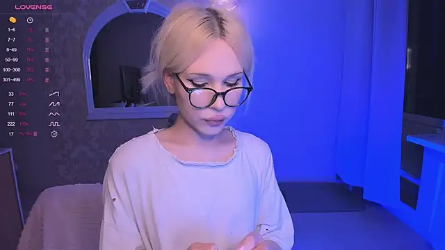 kristiallsooppp online show from 04/08/26, 05:46