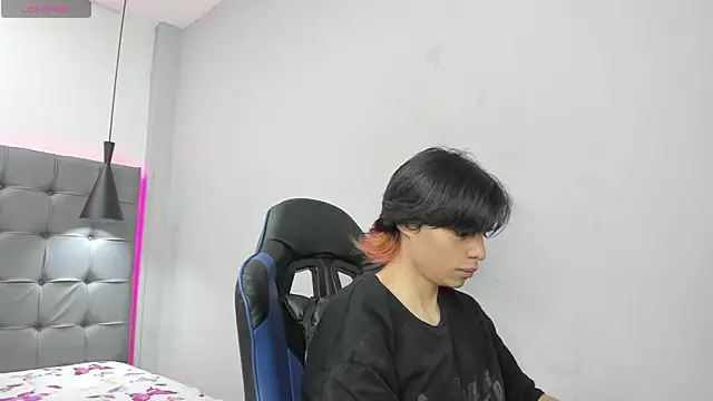 Duosensation  online show from 04/09/26, 01:38