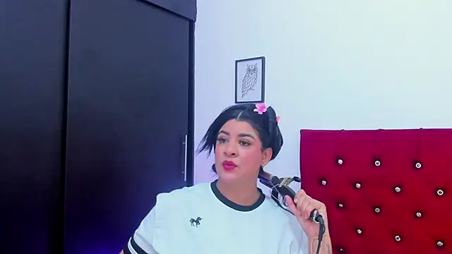 Katty West online show from 05/04/26, 07:32