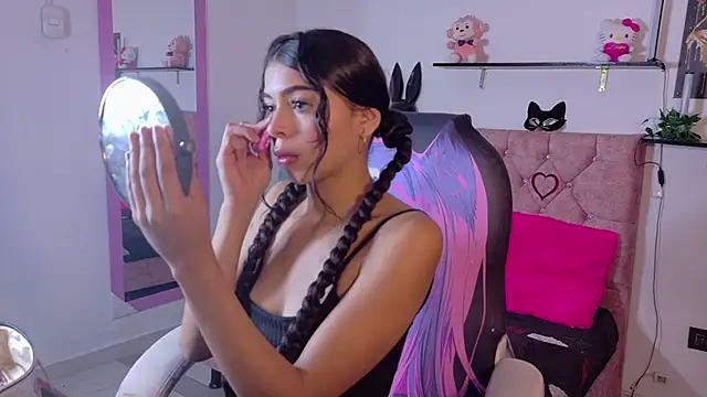 VelinaHoney online show from 05/02/26, 12:32