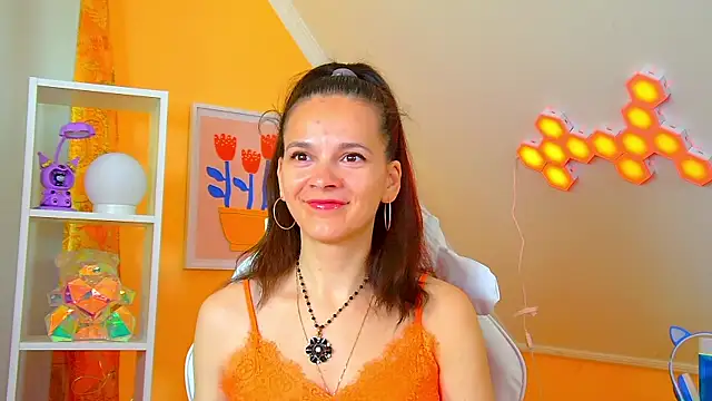 LeonaLane online show from 05/14/26, 06:31