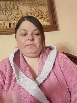 Snapshot of Dear_Natalia chatting on 05/05/26, 04:09 Dear Natalia online show from 05/05/26, 04:09