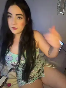 Snapshot of fer_latina26 chatting on 05/04/26, 09:00 fer latina26 online show from 05/04/26, 09:00