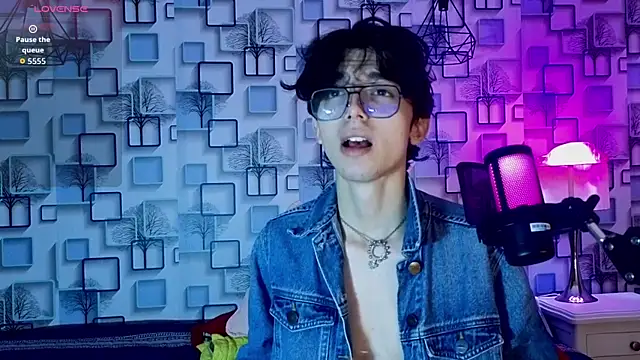 Twink Sebas7 online show from 05/06/26, 12:10