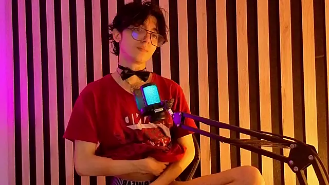 Twink Sebas7 online show from 05/08/26, 12:21
