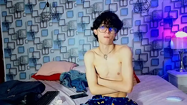 Twink Sebas7 online show from 05/23/26, 12:09