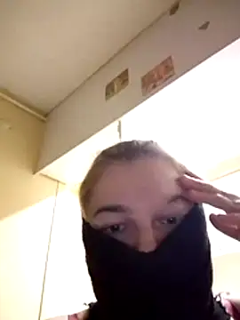 cansu27 online show from 04/14/26, 08:48