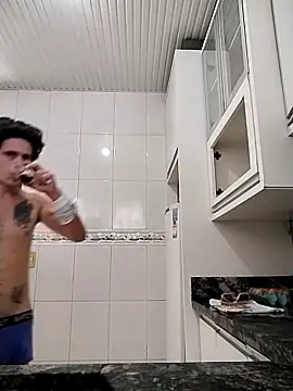 Bruno13travieso online show from 05/06/26, 03:17