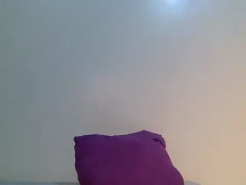 Snapshot of Silk-Hennessy chatting on 05/27/26, 06:49 Silk-Hennessy online show from 05/27/26, 06:49
