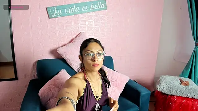 Snapshot of Kat_santana chatting on 04/09/26, 10:48 Kat santana online show from 04/09/26, 10:48