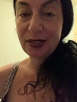 Snapshot of Lizzaa80 chatting on 06/24/26, 06:07 Lizzaa80 online show from 06/24/26, 06:07