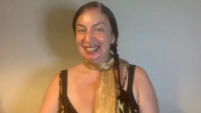 Snapshot of Lizzaa80 chatting on 07/07/26, 04:11 Lizzaa80 online show from 07/07/26, 04:11