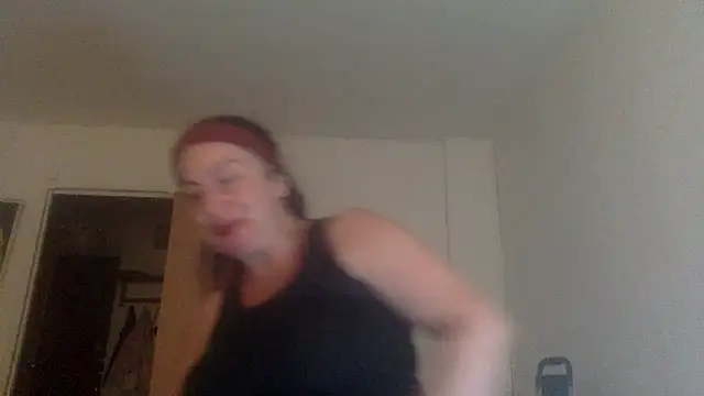 Snapshot of Lizzaa80 chatting on 07/30/26, 04:17 Lizzaa80 online show from 07/30/26, 04:17