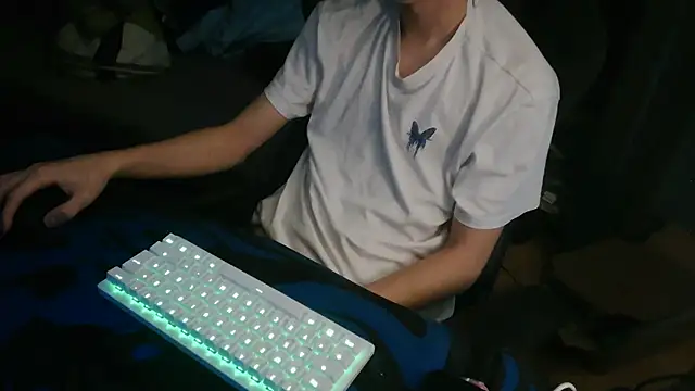 Theo19cmgerman online show from 04/10/26, 09:36