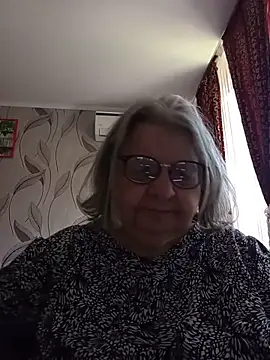 MartaMia68 online show from 05/28/26, 08:33
