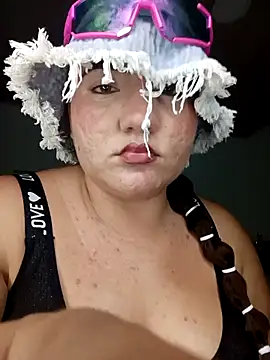 DiosaAfrodita  online show from 04/16/26, 04:24