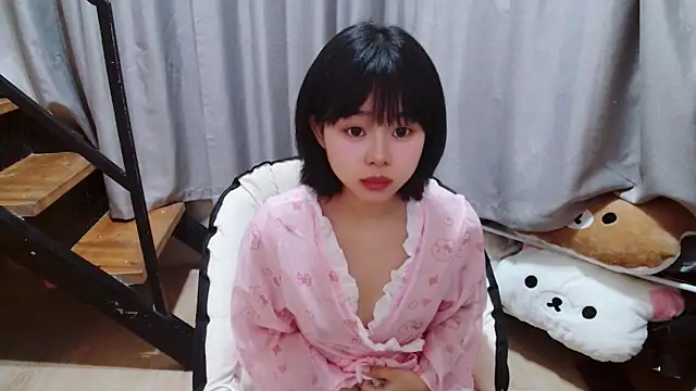 Betty-kim1 online show from 04/14/26, 01:39