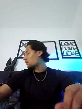 Emilprime online show from 04/19/26, 03:39