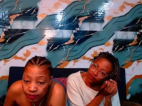 Snapshot of choclatelips_xxx chatting on 07/16/26, 05:46 choclatelips xxx online show from 07/16/26, 05:46