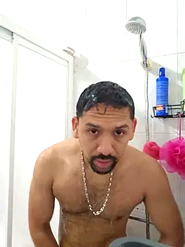 Snapshot of Eduarzar chatting on 04/14/26, 10:43 Eduarzar online show from 04/14/26, 10:43