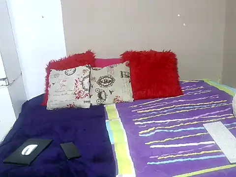 Sweetcandy31 online show from 04/15/26, 06:26