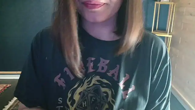 NicoleLove  online show from 06/07/26, 11:30
