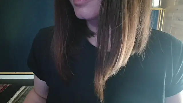NicoleLove  online show from 06/17/26, 05:03