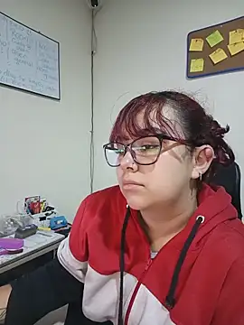 AliceScoot  online show from 05/25/26, 10:54
