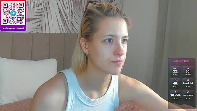 Snapshot of Lizzyvega chatting on 05/14/26, 01:56 Lizzyvega online show from 05/14/26, 01:56