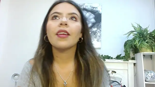 SalomeMartinez  online show from 05/22/26, 03:39