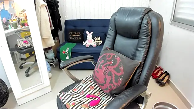 Snapshot of amaracamgirl chatting on 03/06/25, 02:29 amaracamgirl online show from 03/06/25, 02:29