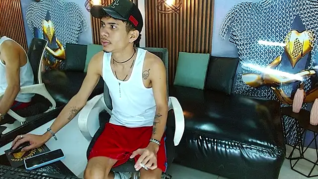 Skinny cute Alyer online show from 05/17/26, 02:31