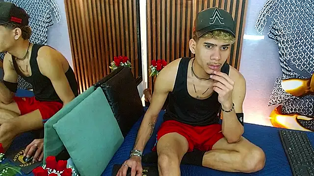 Skinny cute Alyer online show from 05/25/26, 03:12