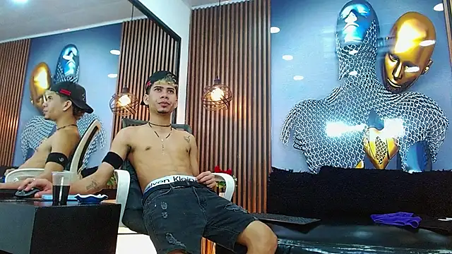 Skinny cute Alyer online show from 06/12/26, 02:32