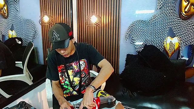 Skinny cute Alyer online show from 06/19/26, 02:05