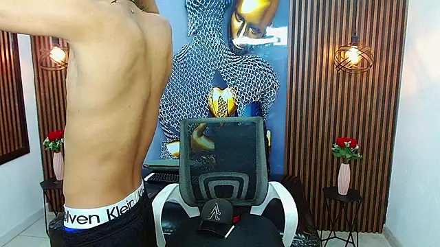 Skinny cute Alyer online show from 06/30/26, 02:23