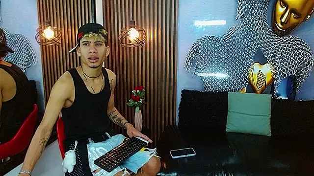 Skinny cute Alyer online show from 07/11/26, 02:14