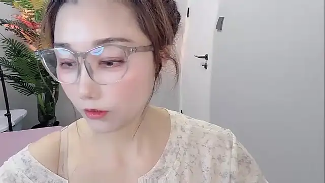 Yunxi- online show from 04/30/26, 12:55