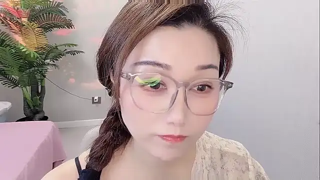 Yunxi- online show from 05/03/26, 03:34