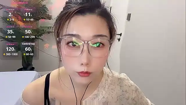 Yunxi- online show from 05/12/26, 02:14