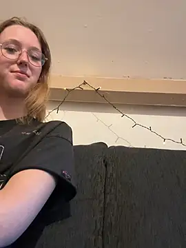 SweetNatalie699 online show from 05/02/26, 06:57