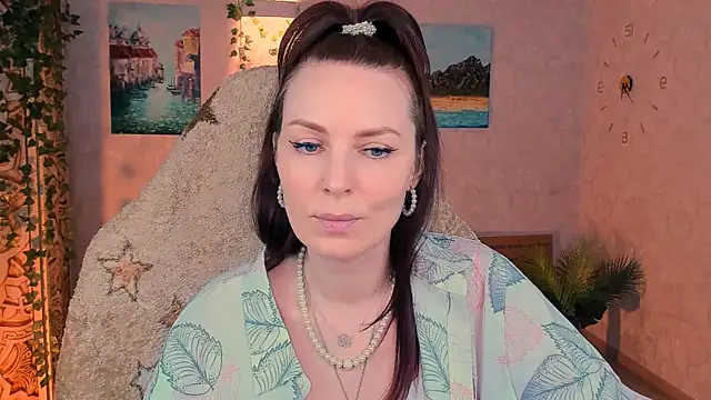 LanaRadiance online show from 04/27/26, 02:37