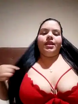 Snapshot of AndreilisJVCH chatting on 04/13/26, 12:49 AndreilisJVCH online show from 04/13/26, 12:49