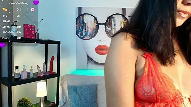 Luna Ferrer10 online show from 05/30/26, 06:27
