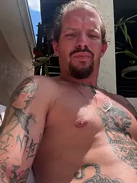 youngwildfreee online show from 04/20/26, 04:54