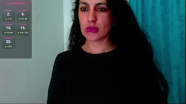 Snapshot of diosa_gil chatting on 06/14/26, 02:24 diosa gil online show from 06/14/26, 02:24