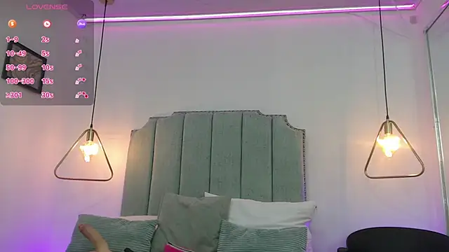 MoonBlue95 online show from 05/04/26, 12:56