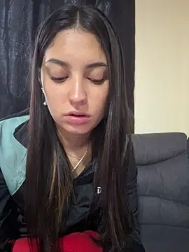 Lucyfer-fire online show from 05/12/26, 11:07