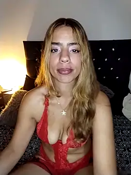 Snapshot of Charlotte_joseph chatting on 04/15/26, 09:15 Charlotte joseph online show from 04/15/26, 09:15